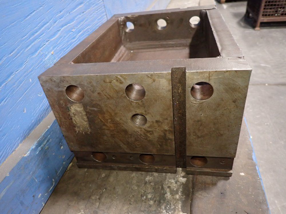 11"x8"x3" Metal Mold Box