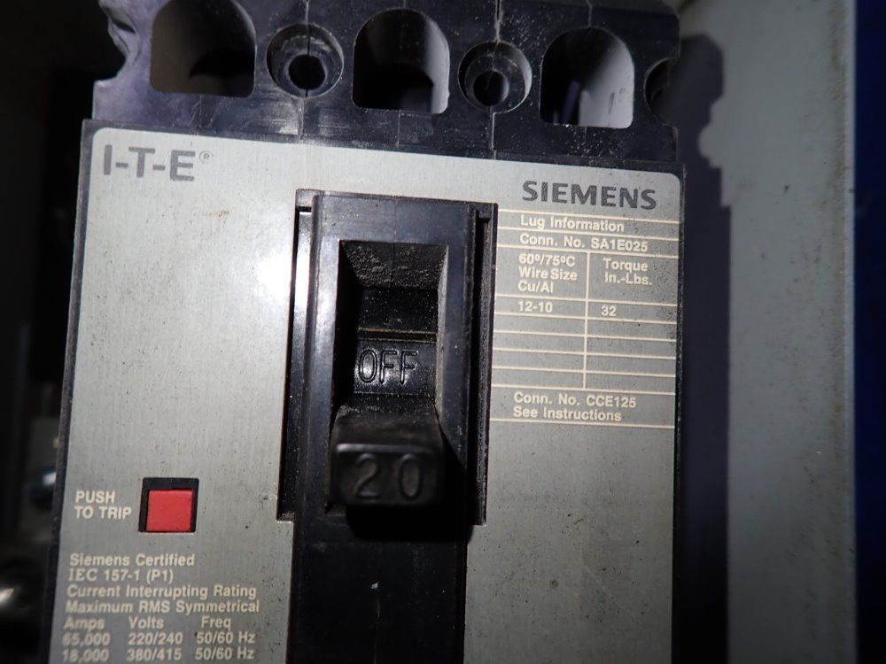 Siemens 100 Amps / 600 Vac Bus Plug - Xec4100