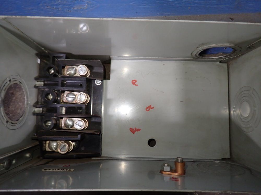 Siemens 100 Amps / 600 Vac Bus Plug - X104pbg