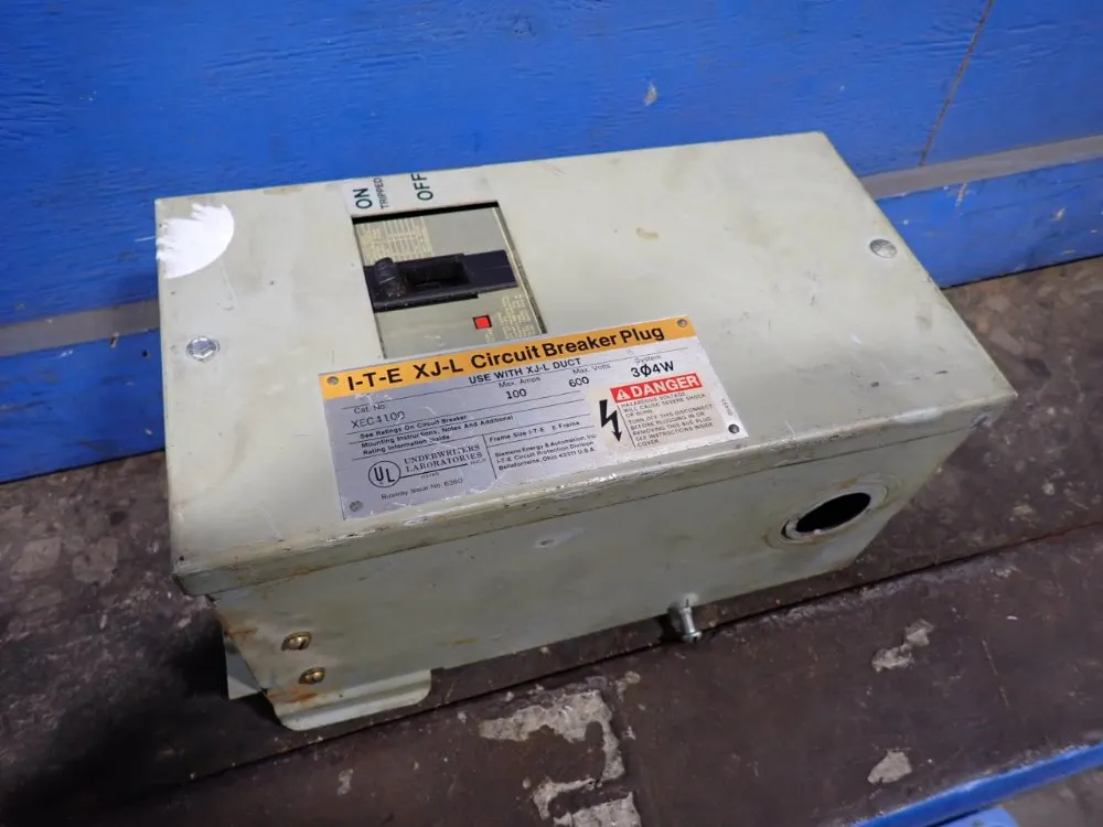 Siemens 100 Amps / 600 Vac Bus Plug - Xec4100