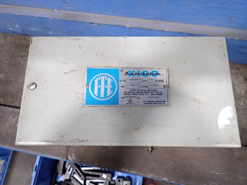 I-t-e Imperial Corporation 100 Amps / 600 Vac Bus Plug - 100-3pb