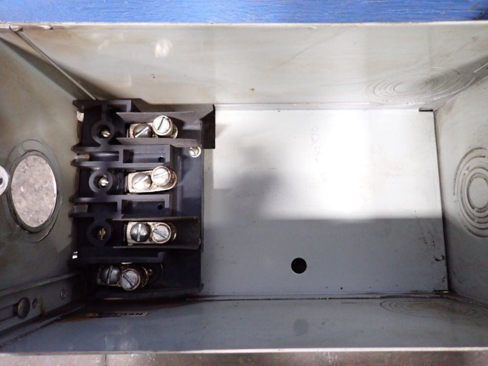 I-t-e Imperial Corporation 100 Amps / 600 Vac Bus Plug - 100-3pb