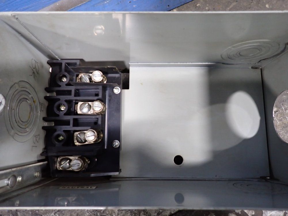 I-t-e Imperial Corporation 100 Amps Bus Plug - X100-4pb