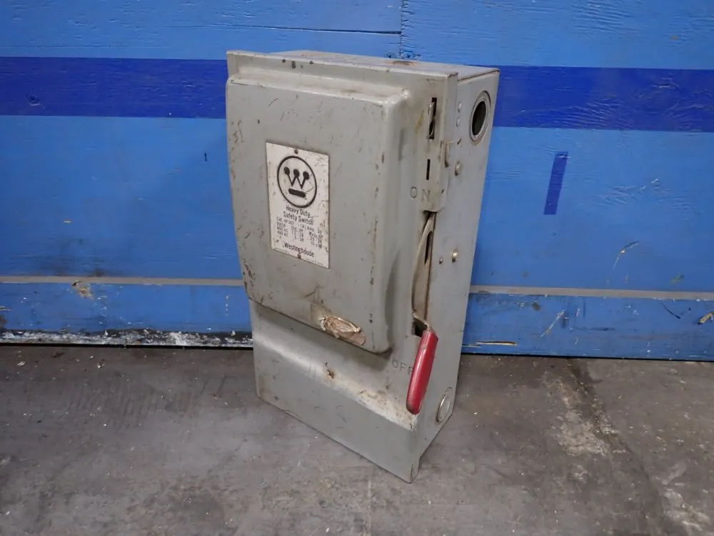 Westinghouse 30 Amps Fusible Disconnect - Hf361