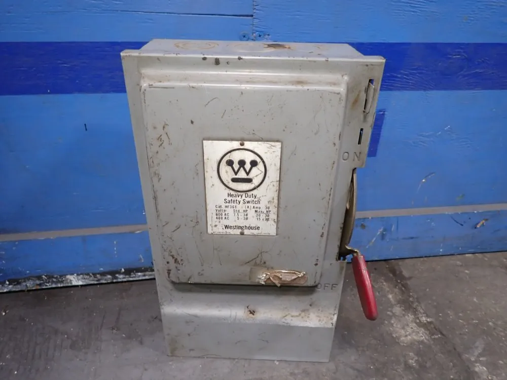 Westinghouse 30 Amps Fusible Disconnect - Hf361