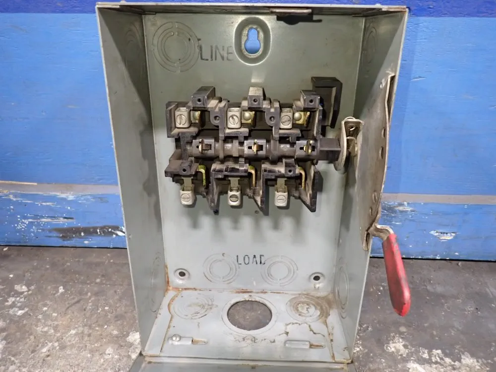 General Electric 60 Amps Non Fusible Disconnect - Tgn3322
