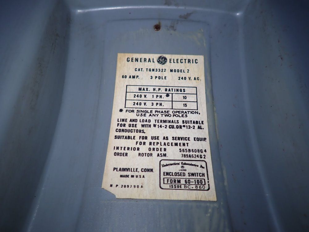 General Electric 60 Amps Non Fusible Disconnect - Tgn3322