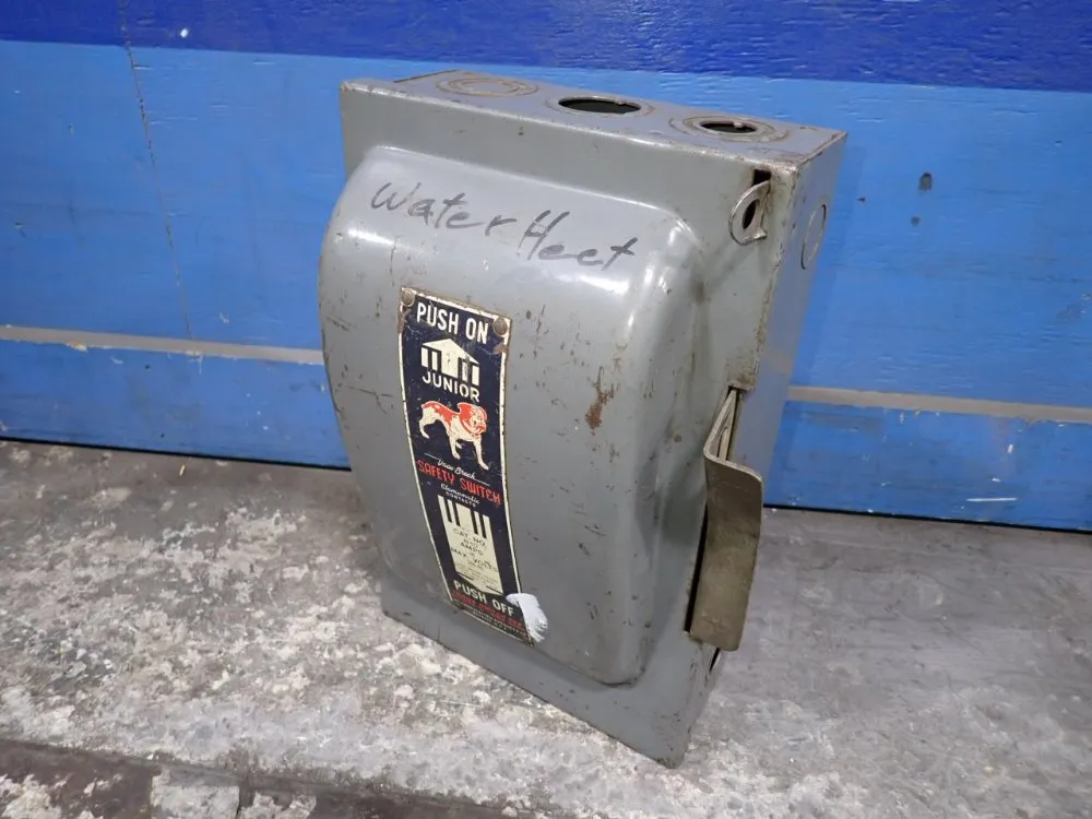 Bulldog Electric Company 60 Amps Fusible Disconnect - Jn-422