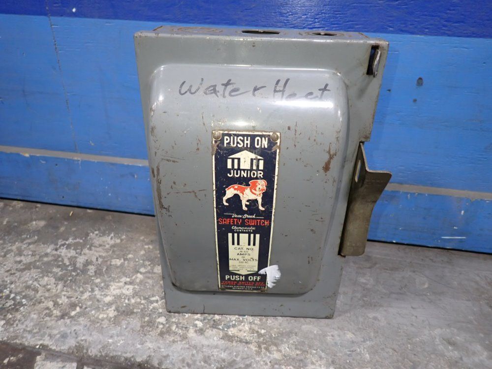 Bulldog Electric Company 60 Amps Fusible Disconnect - Jn-422