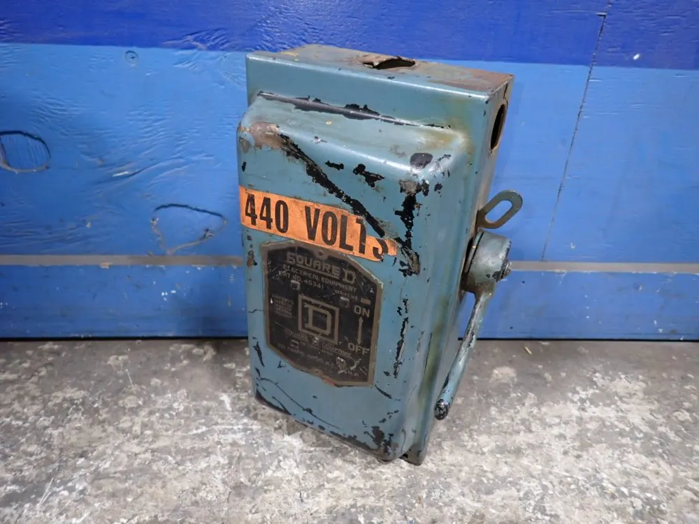 Square D 30 Amps Fusible Disconnect - 4534i