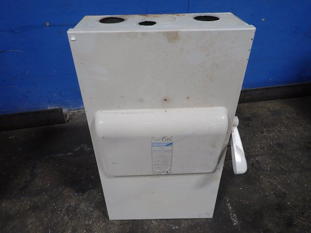 Gould 400 Amp Fusible Disconnect - F355