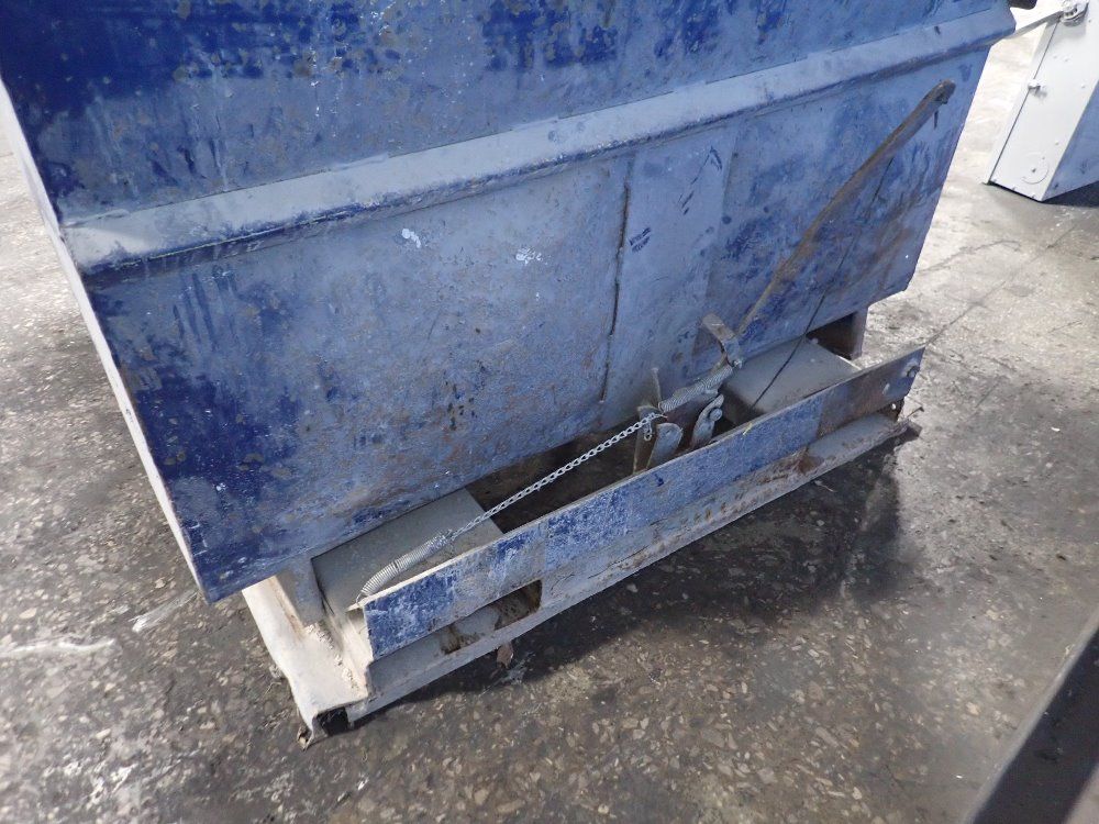 66" X 62" X 47" Self Dumping Hopper