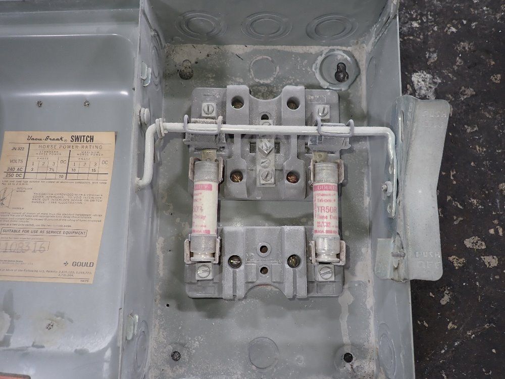 Gould 60 Amp Fusible Disconnect - Jn 322