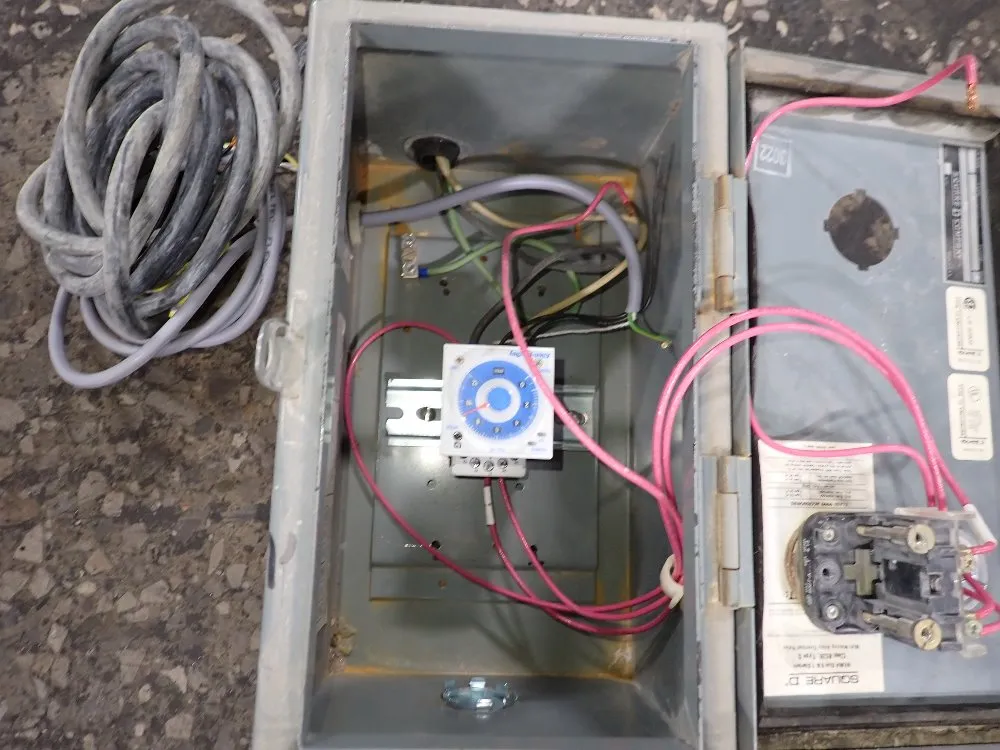 Square D Starter - 6ca 3