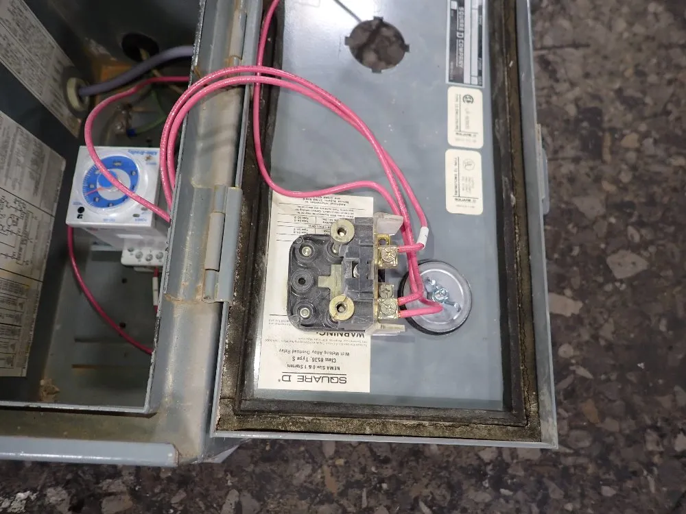 Square D Starter - 6ca 3