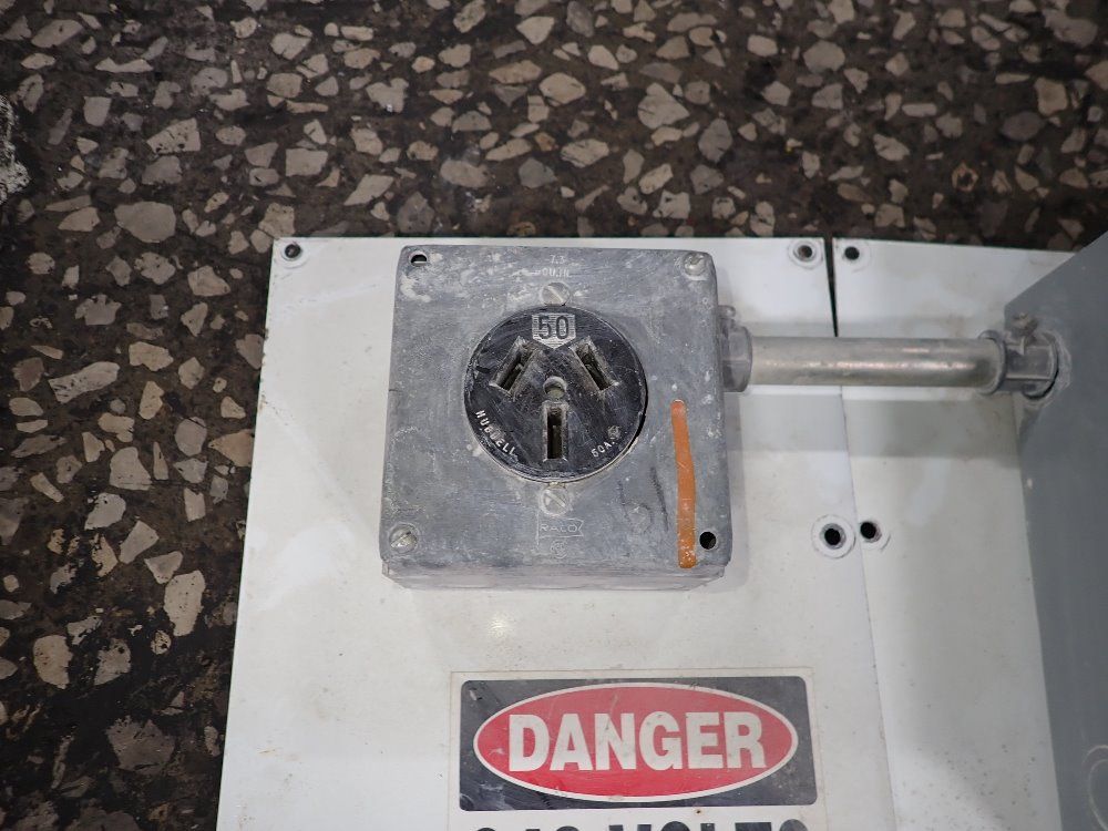 Siemens 30 Amp Non-fusible Disconnect - Nf351