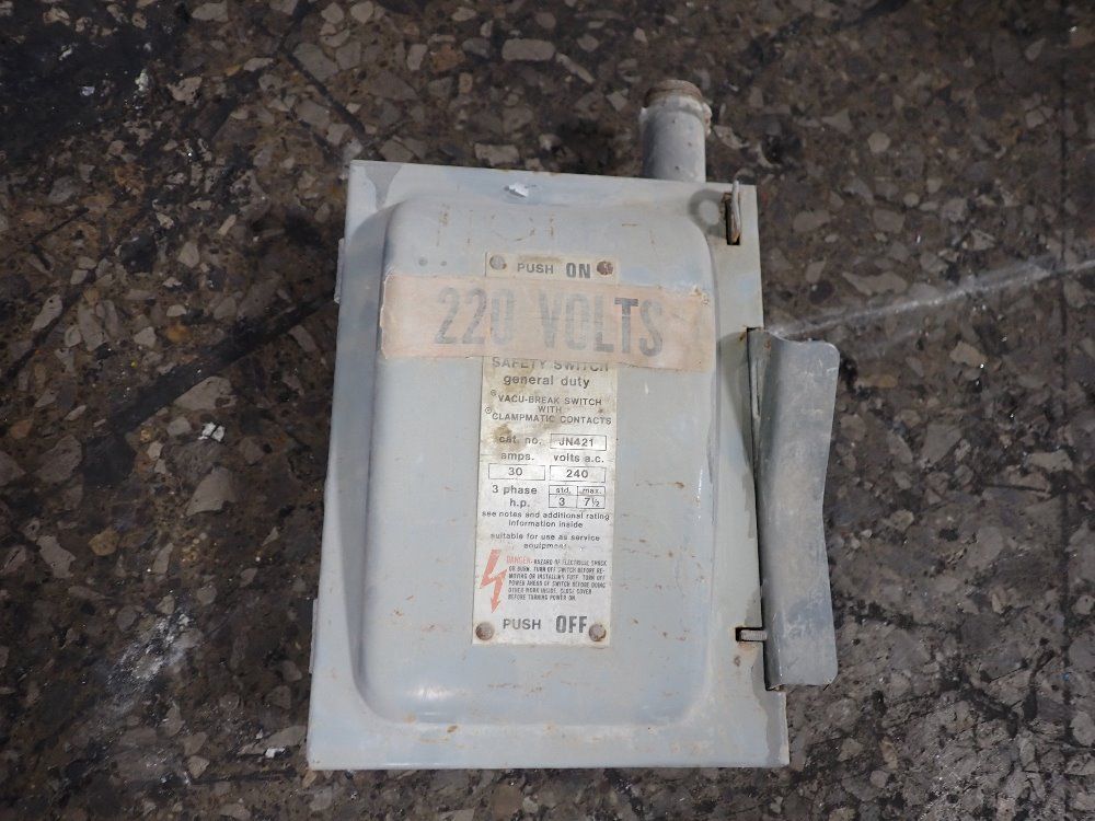 Gould 30 Amp Fusible Disconnect - Jn421