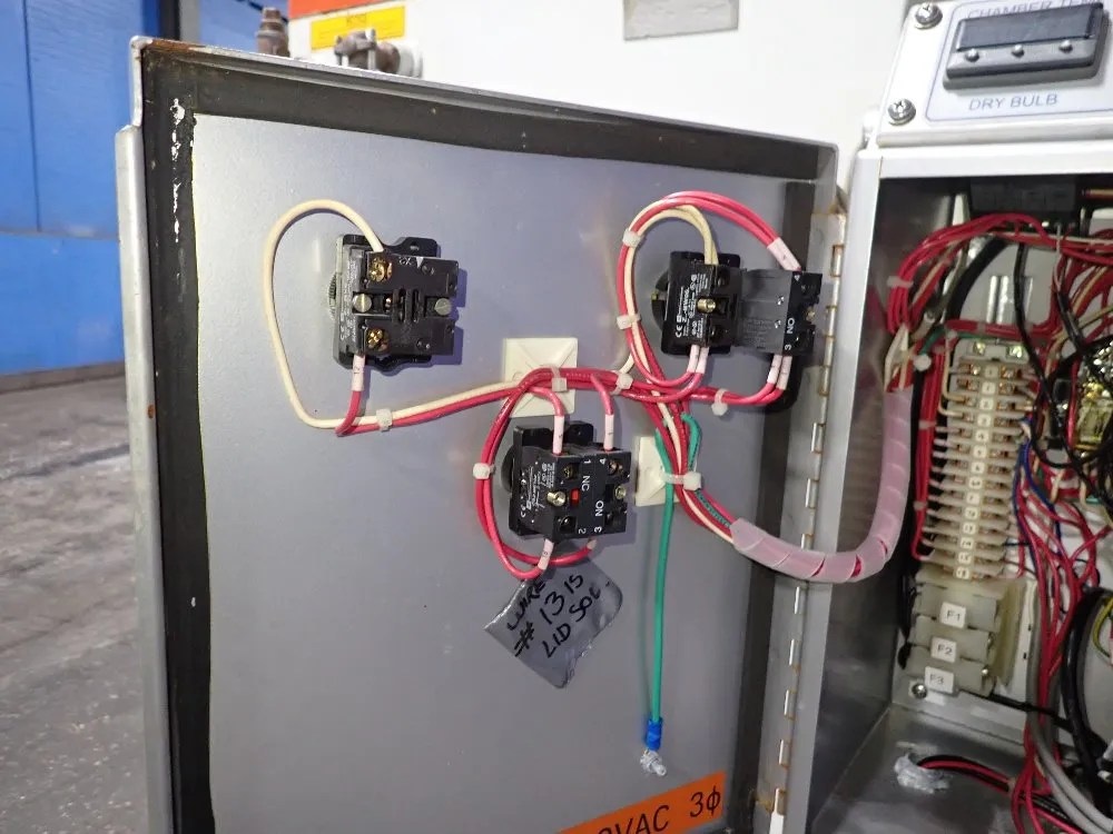 Singleton 98" X 48" X 45" Salt Chamber - Scch24