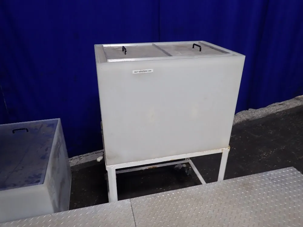Singleton 98" X 48" X 45" Salt Chamber - Scch24