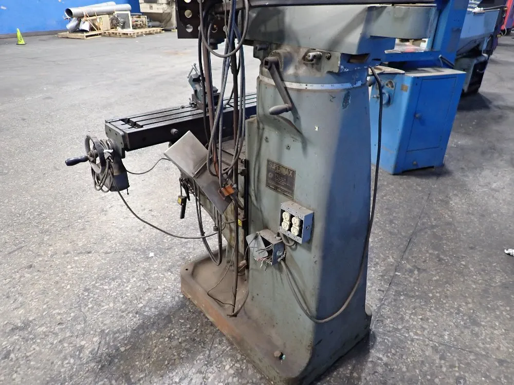 Yci 9" X 42" Vertical Mill - Ycm-1 1/2 Vs