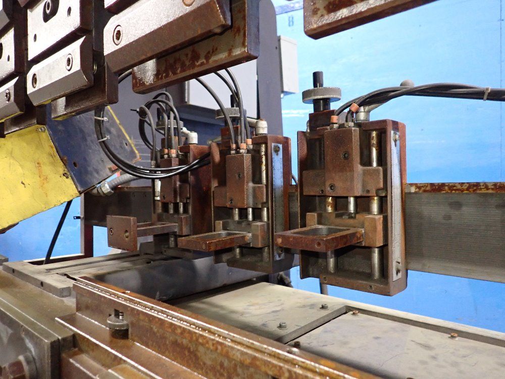 Amada 80 Tonx 98" Press Brake - Fbd-8025e