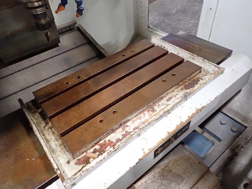 Dyna Mechtronics 15" X 25 1/2" Cnc Vmc - Dm 4500