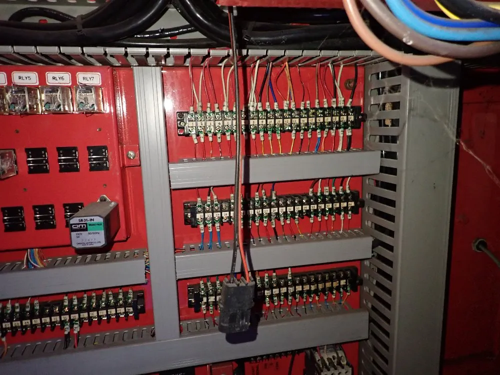 Dyna Mechtronics 15" X 25 1/2" Cnc Vmc - Dm 4500