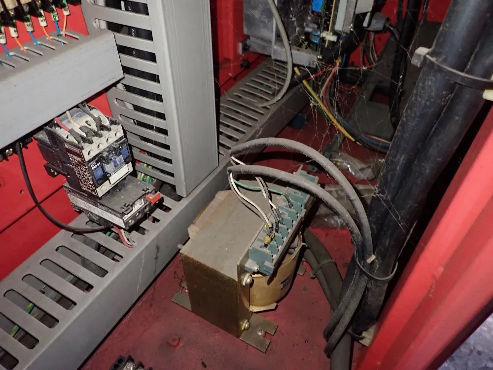 Dyna Mechtronics 15" X 25 1/2" Cnc Vmc - Dm 4500