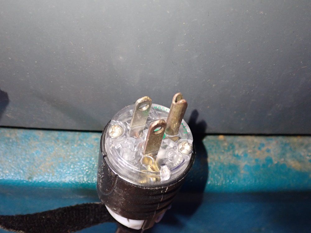 Tennant 32" Floor Burnisher - B10