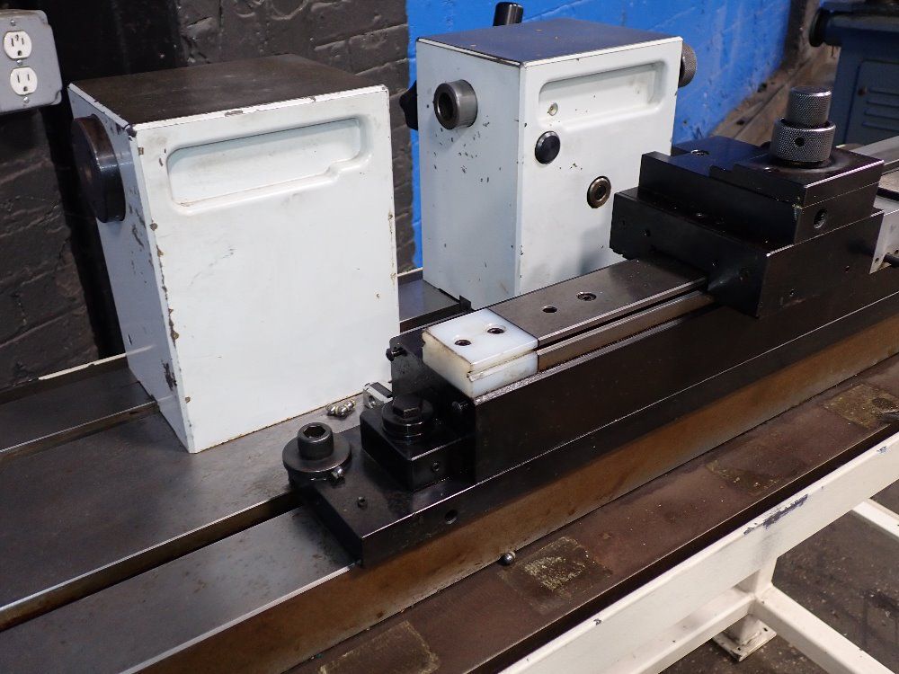 47" X 10" Table Universal Length Measuring Machine