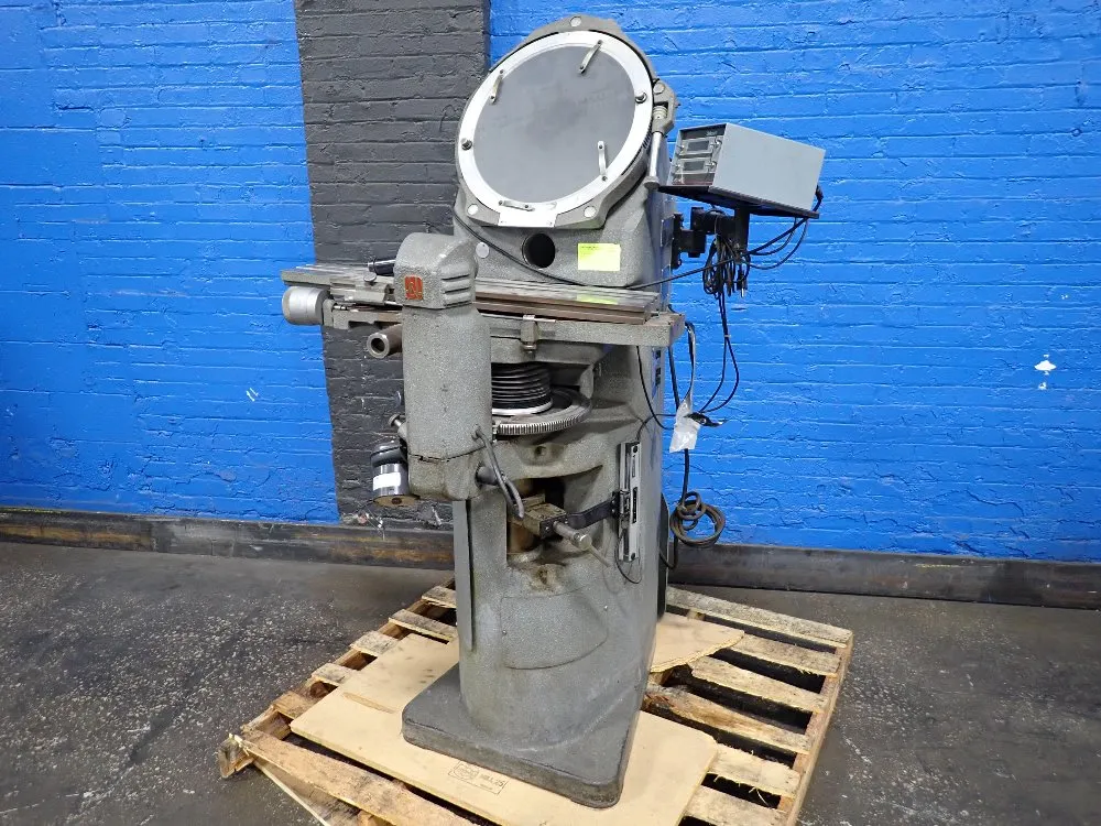 Jones & Lamson 14" Optical Comparator - Pc-14a