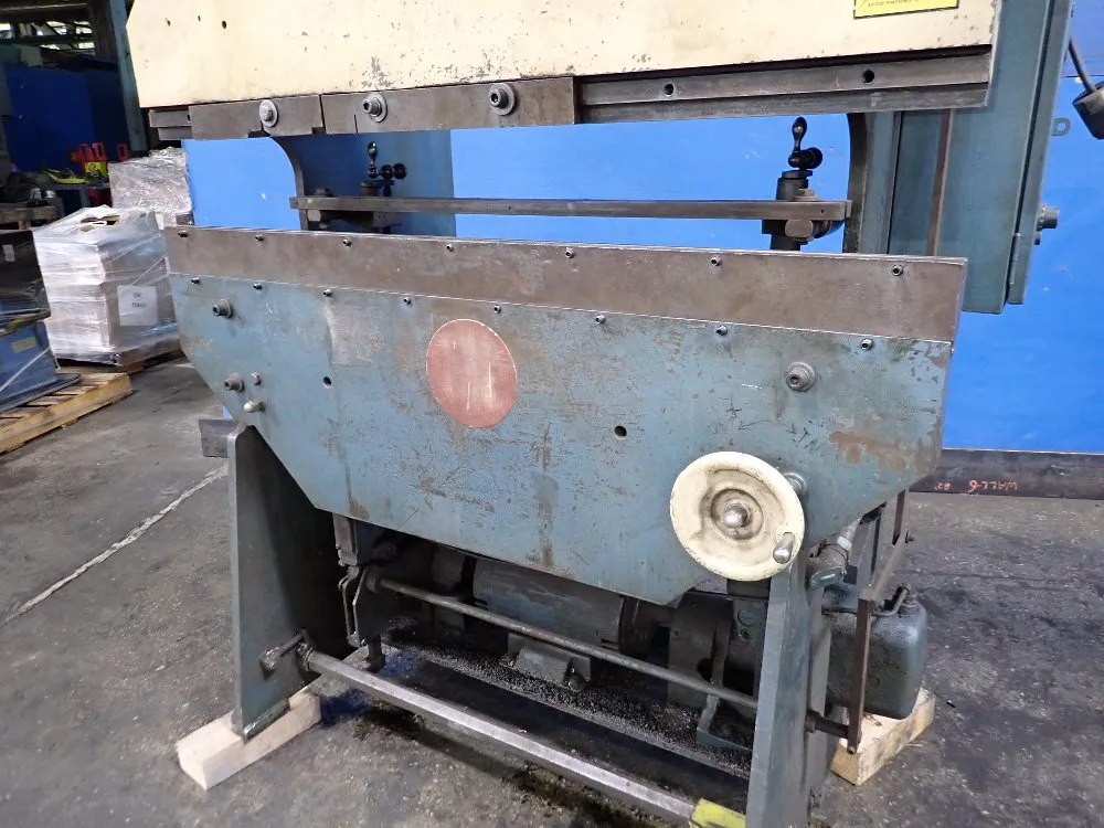 Di-acro Houdaille 48" Press Brake - 14-48-2