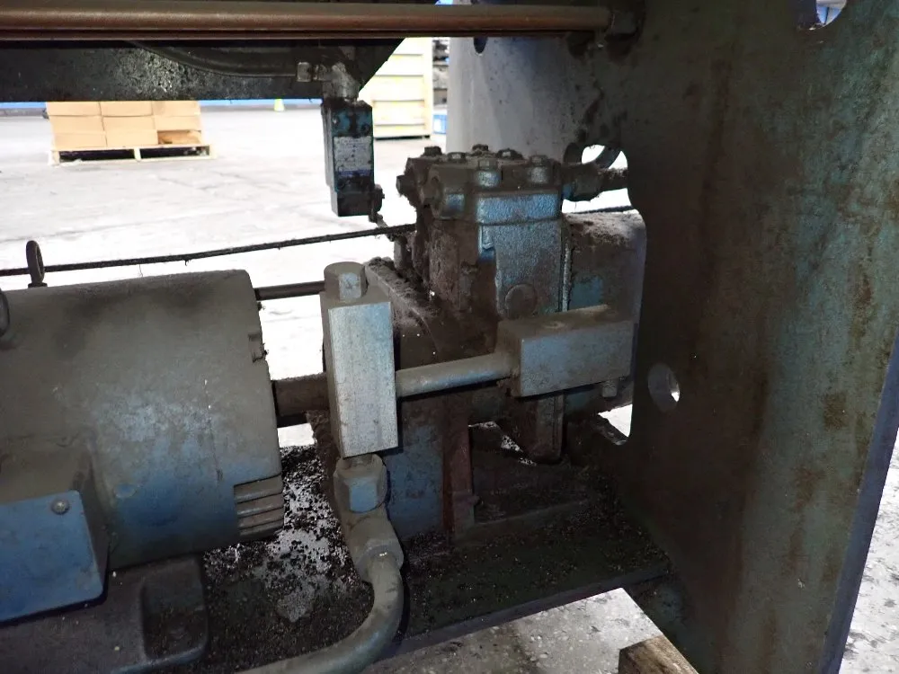 Di-acro Houdaille 48" Press Brake - 14-48-2