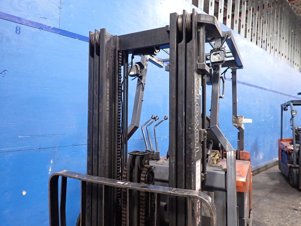 Toyota 3500 Lbs Electric Forklift - 7fb0u20