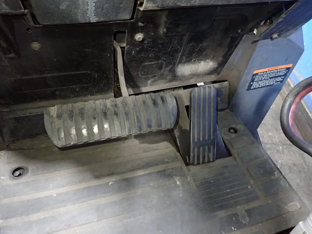 Toyota 3500 Lbs Electric Forklift - 7fb0u20