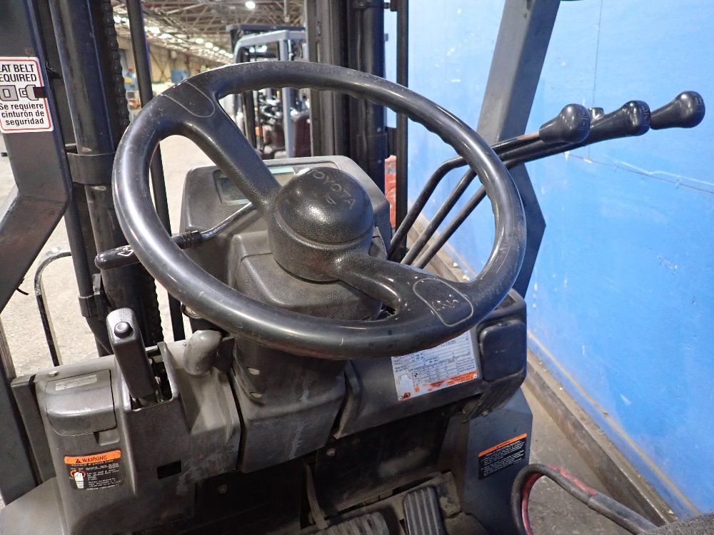 Toyota 3500 Lbs Electric Forklift - 7fb0u20