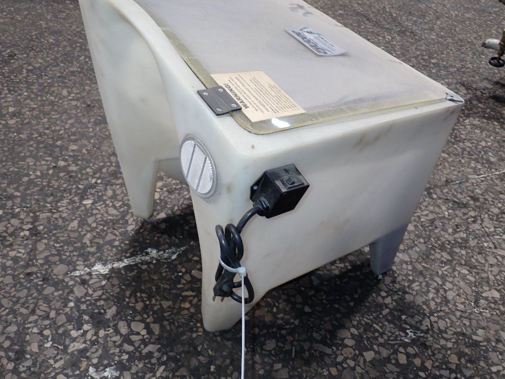 Cylcone 18" X 14" X 12" Blast Cabinet