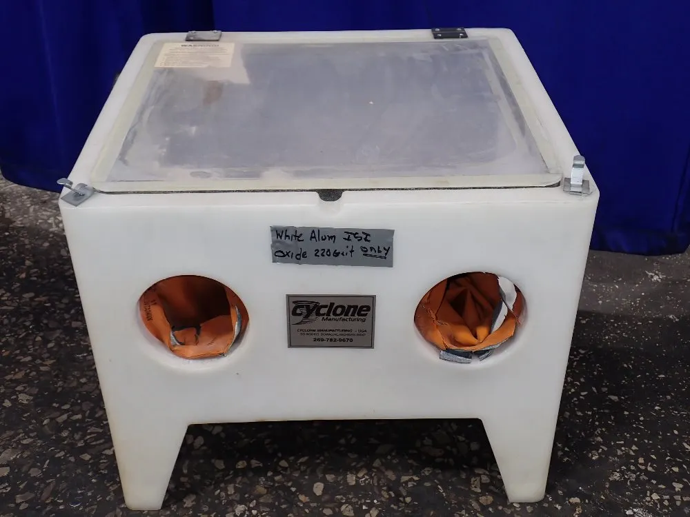 Cylcone 18" X 14" X 12" Blast Cabinet