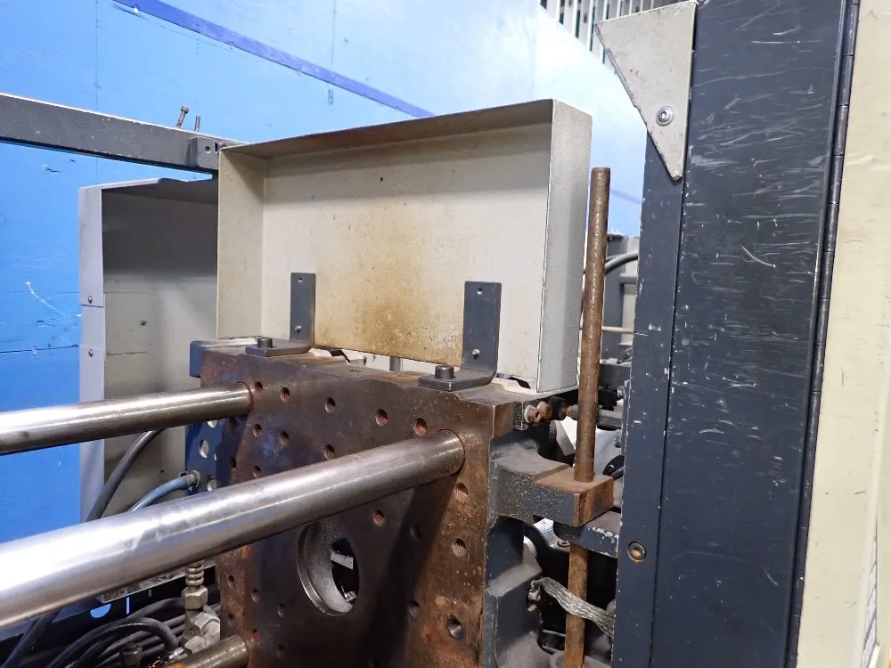 Van Dorn Demag Injection Molder - Ergotech Compact