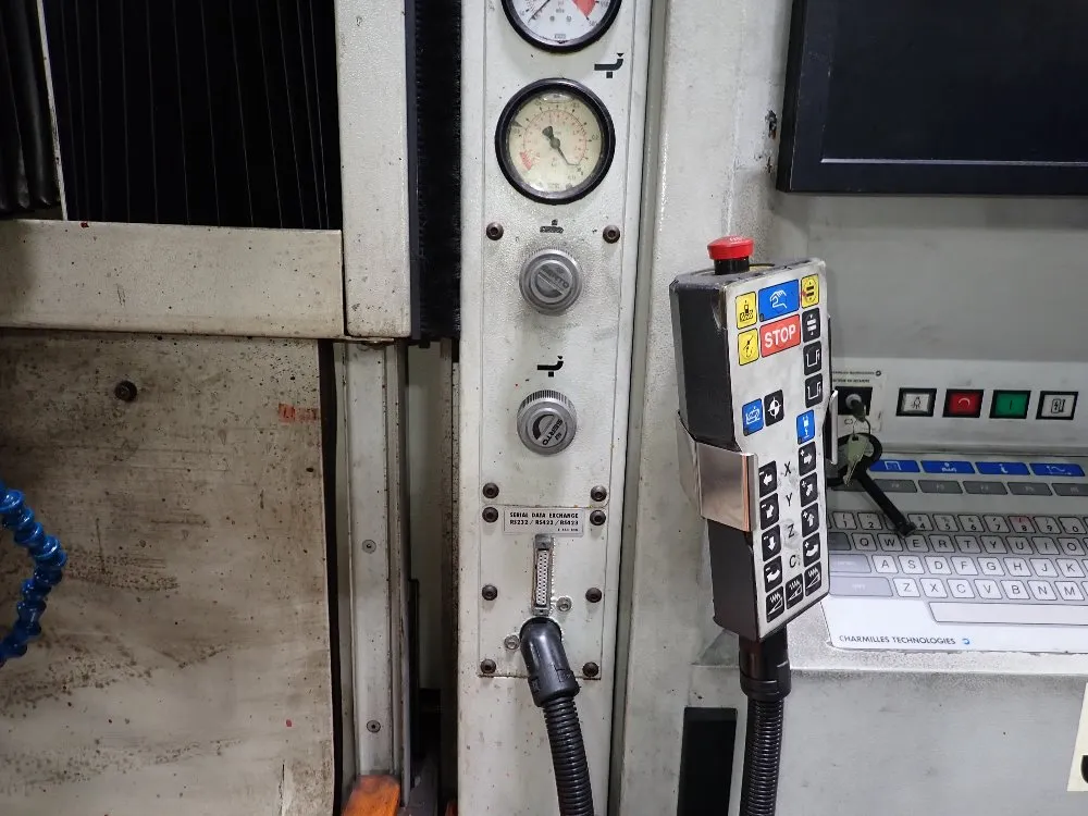 Charmilles 15 1/2" X 19 1/2" Edm - Roboform 31