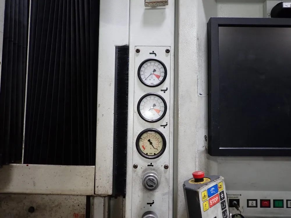 Charmilles 15 1/2" X 19 1/2" Edm - Roboform 31