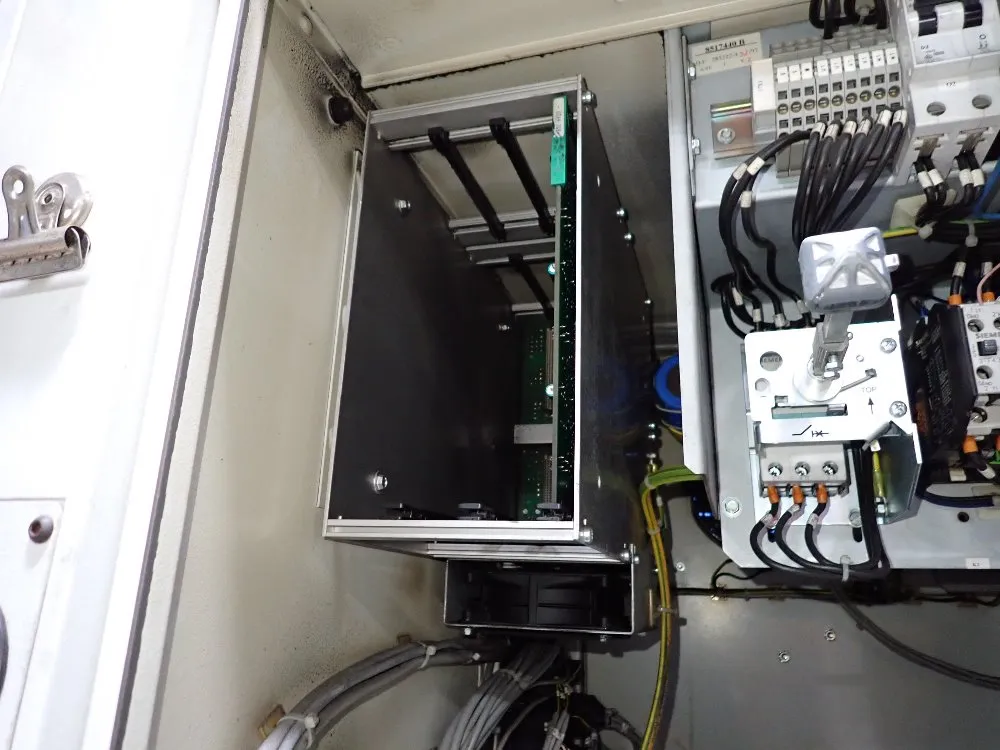 Charmilles 15 1/2" X 19 1/2" Edm - Roboform 31