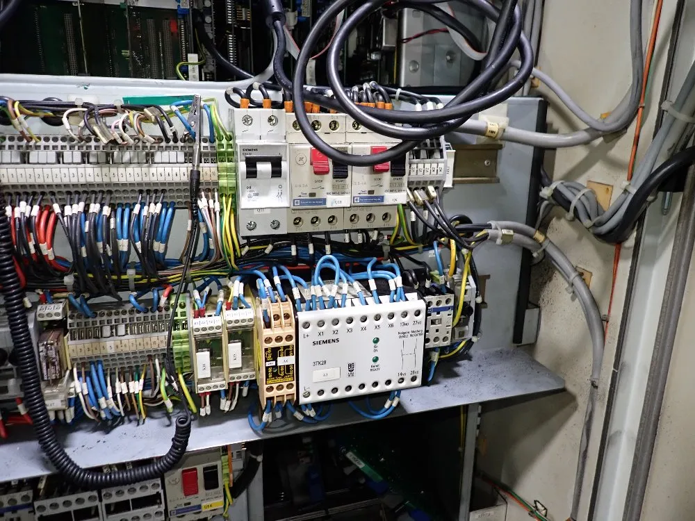 Charmilles 15 1/2" X 19 1/2" Edm - Roboform 31