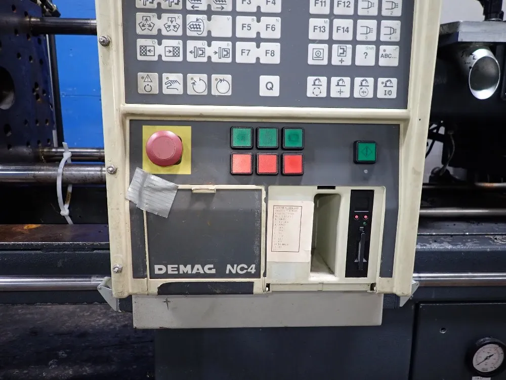 Van Dorn Demag Injection Molder - Ergotech Syetem