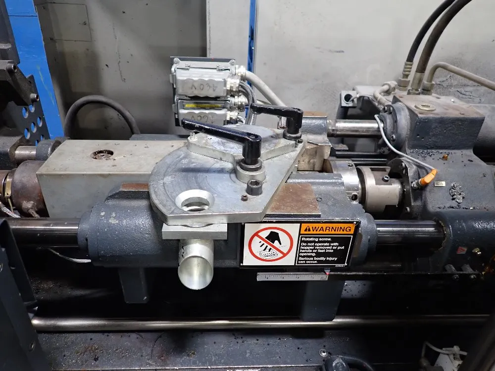 Van Dorn Demag Injection Molder - Ergotech Syetem