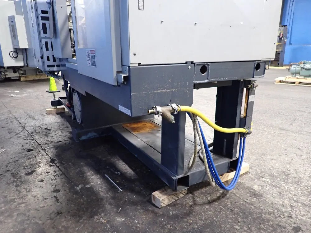 Van Dorn Demag Injection Molder - Ergotech Syetem