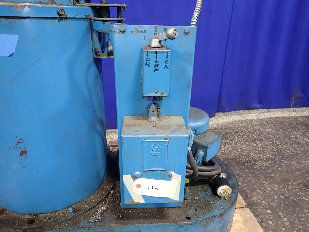 New Holland 12" Chip Spinner - 20