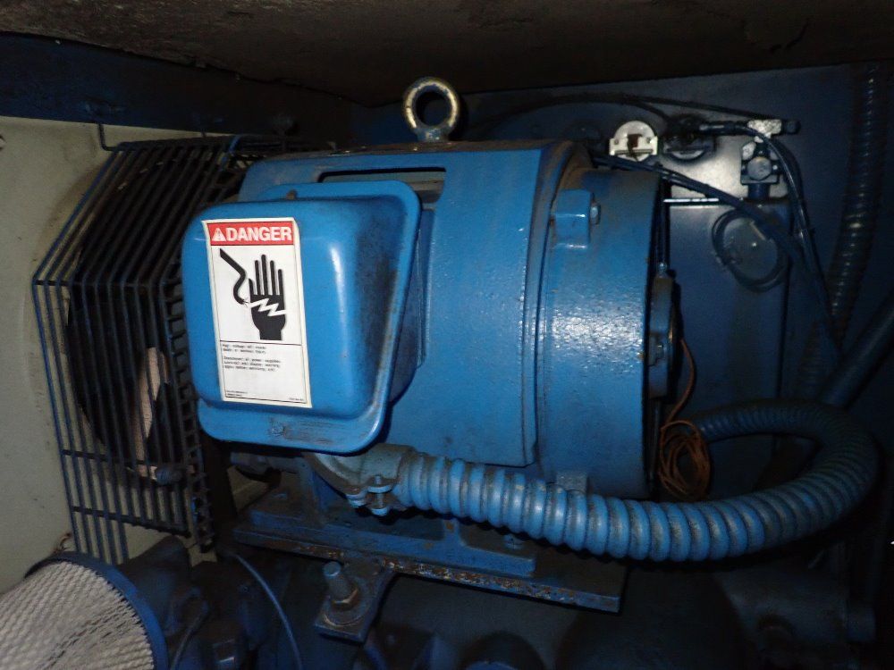 Quincy Air Compressor - Qmt30aca32d