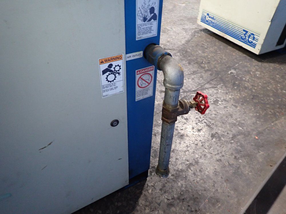 Quincy Air Compressor - Qmb30aca22sf