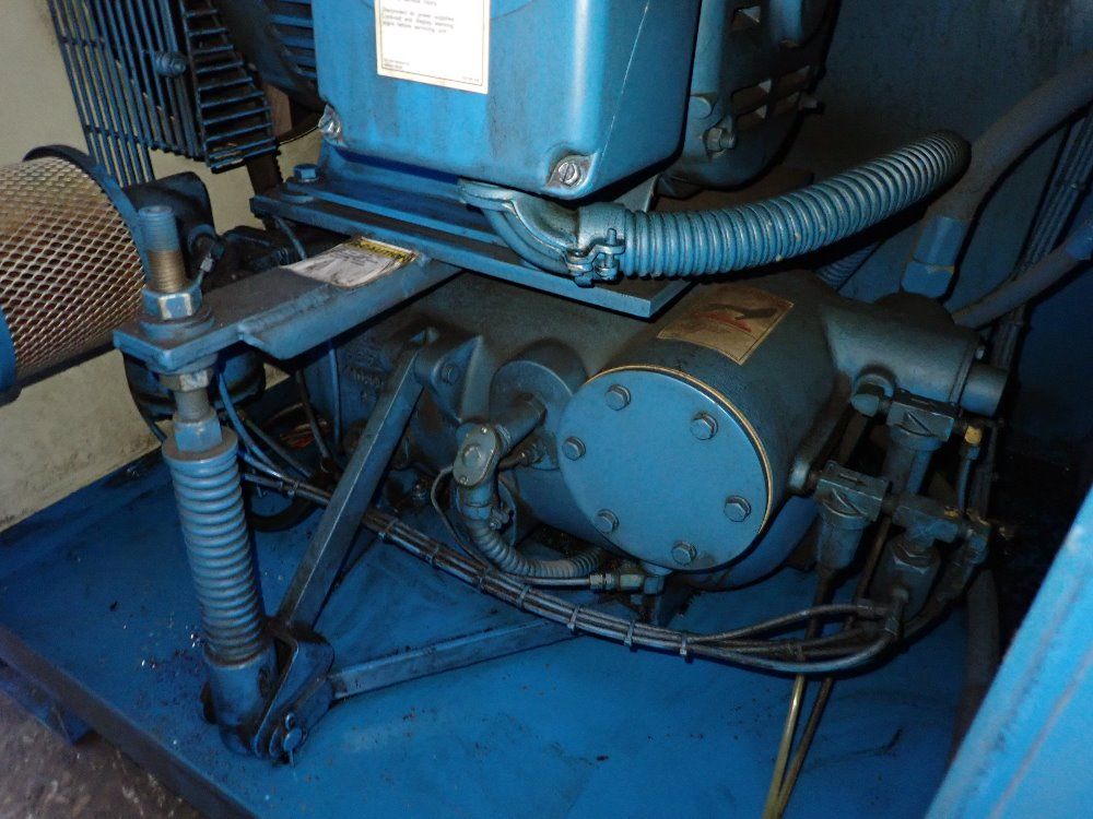 Quincy Air Compressor - Qmb30aca22sf